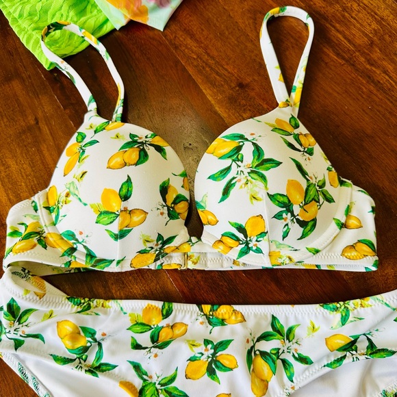 Victoria’s Secret White & Yellow Lemon Bombshell Bra Bikini - Picture 4 of 11